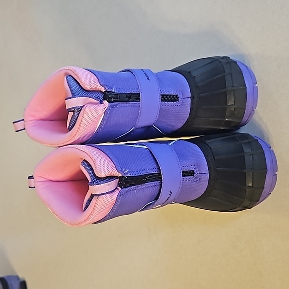 Arctic shield purple snowboots - Picture 2 of 11